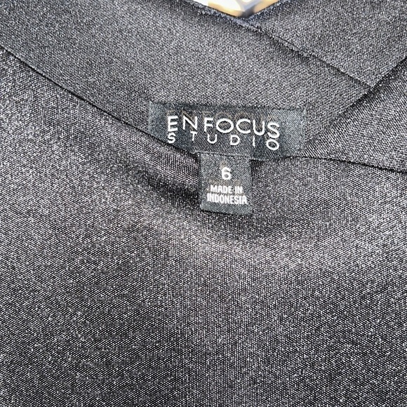 Black dress size 6 - Picture 3 of 3